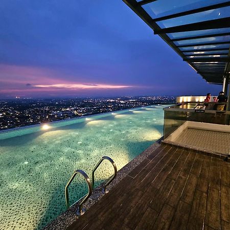 Quartz Residence - Melaka Buitenkant foto