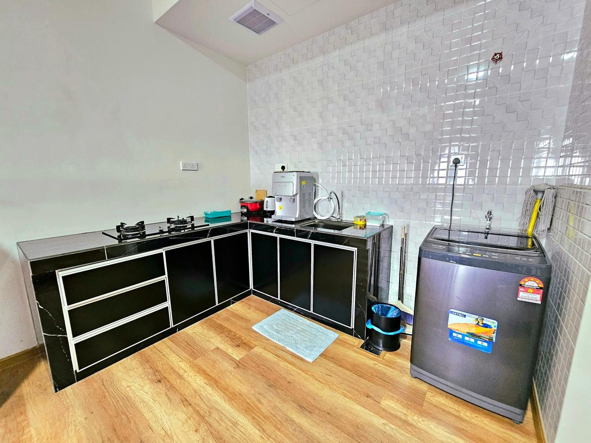 Quartz Residence - Melaka Buitenkant foto