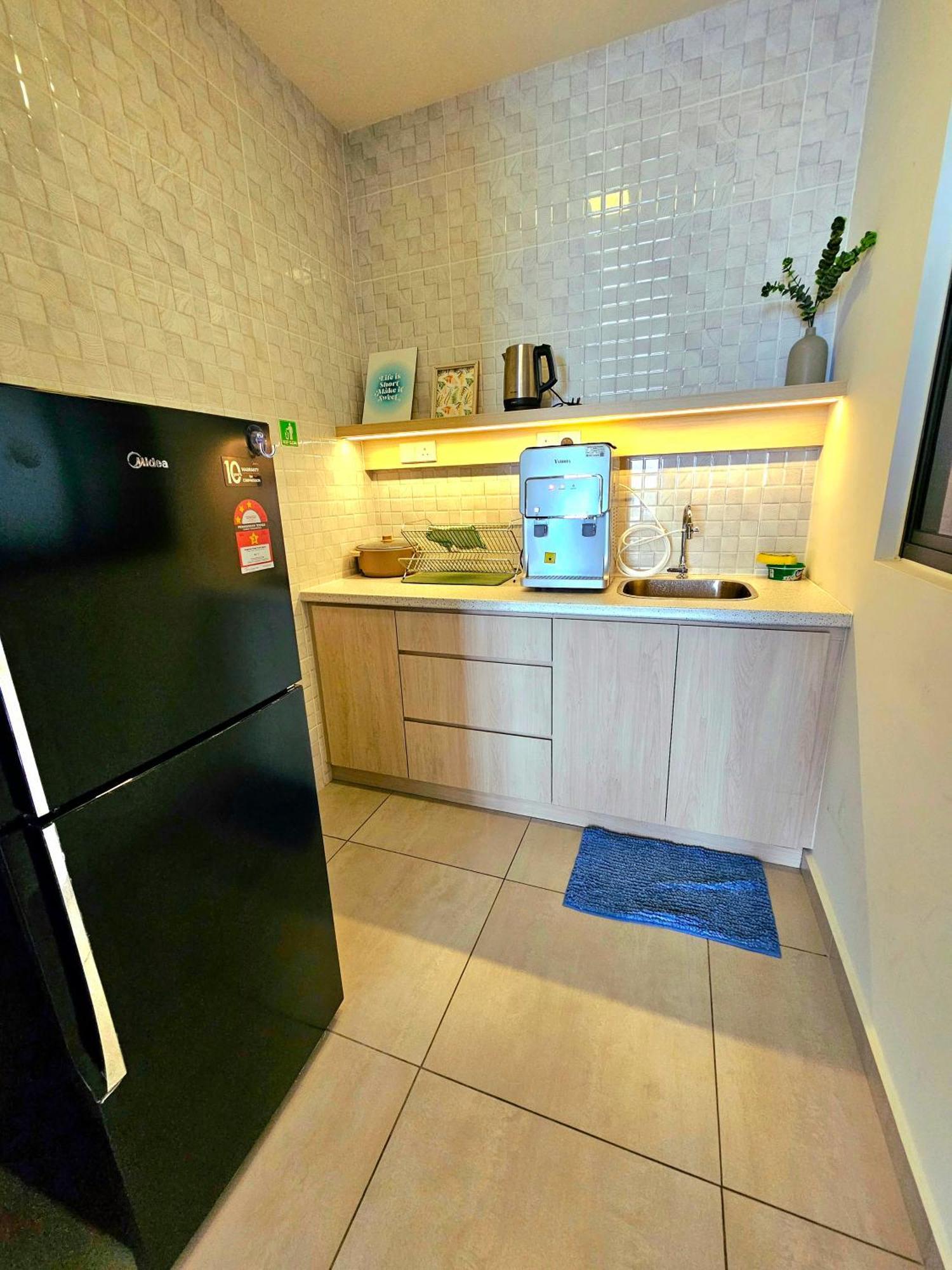 Quartz Residence - Melaka Buitenkant foto